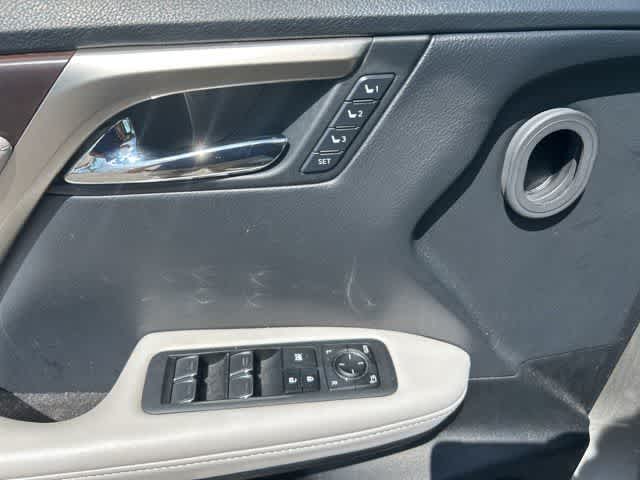 Thumbnail: 2020 Lexus RX - 12