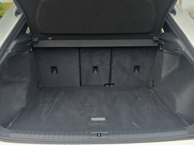 Thumbnail: 2023 Audi Q3 - 33