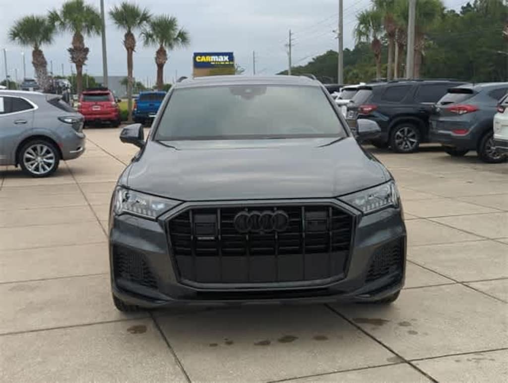 Used 2024 Audi Q7 Prestige SUV