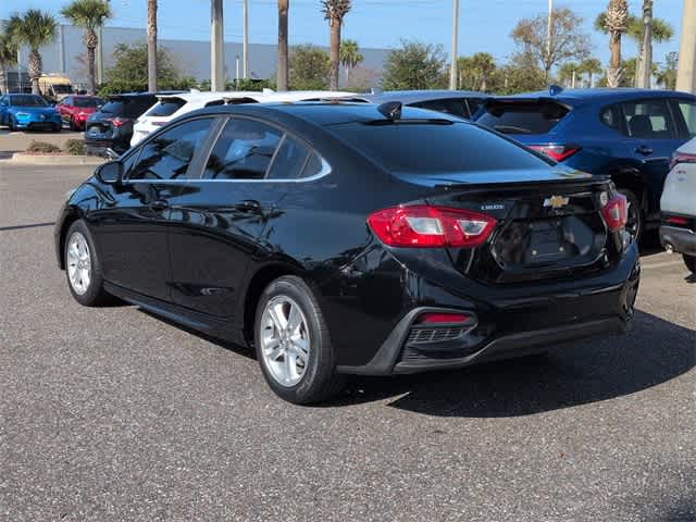 Thumbnail: 2017 Chevrolet Cruze - 6