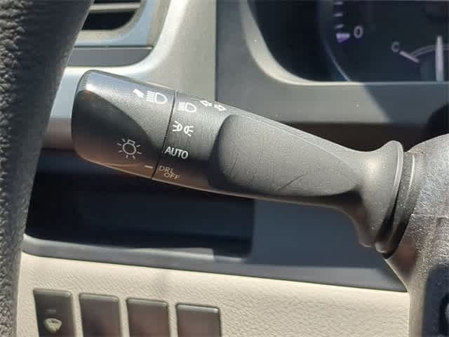 Thumbnail: 2016 Toyota Highlander - 25
