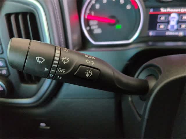 Thumbnail: 2019 Chevrolet Silverado 1500 - 26