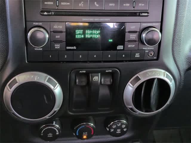 Thumbnail: 2015 Jeep Wrangler - 26