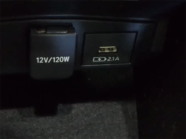 Thumbnail: 2021 Toyota Corolla - 31