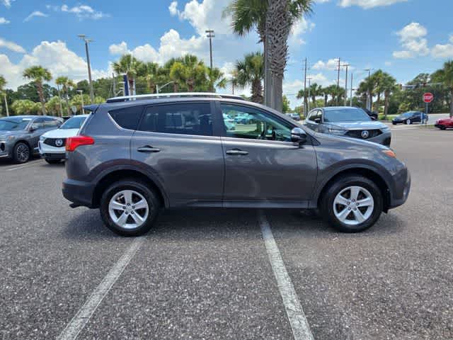 Thumbnail: 2014 Toyota RAV4 - 9
