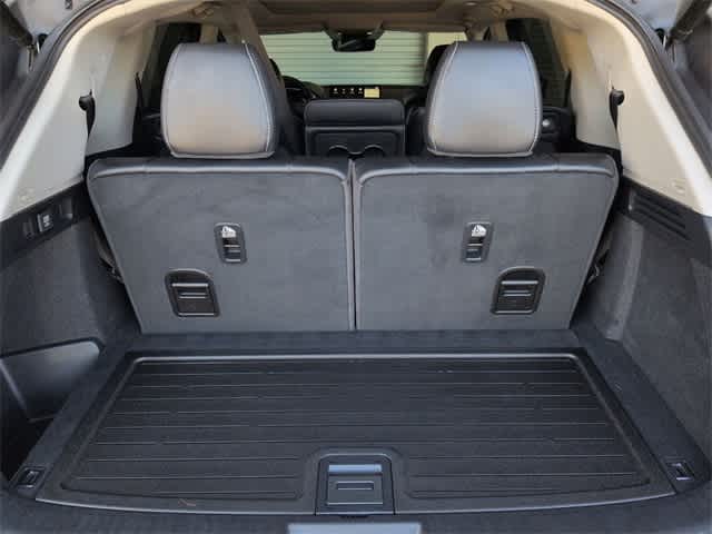 Thumbnail: 2022 Acura MDX - 38