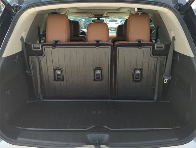 Thumbnail: 2025 Nissan Pathfinder - 37