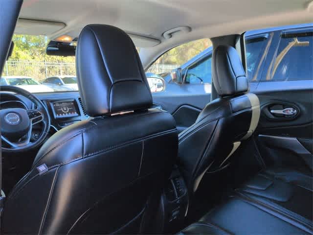 Thumbnail: 2019 Jeep Cherokee - 19