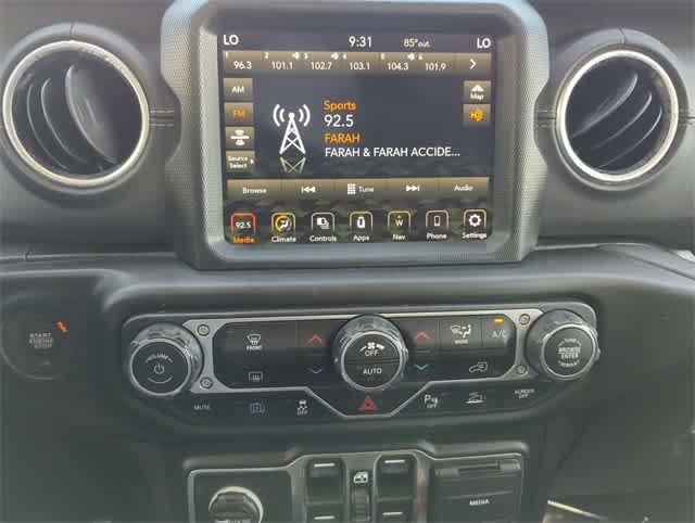 Thumbnail: 2021 Jeep Wrangler - 28