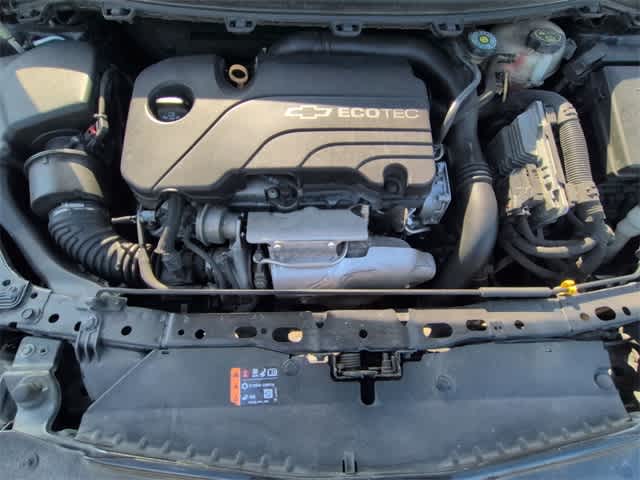 Thumbnail: 2017 Chevrolet Cruze - 15