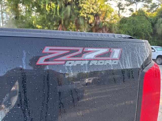 Thumbnail: 2021 Chevrolet Colorado - 4