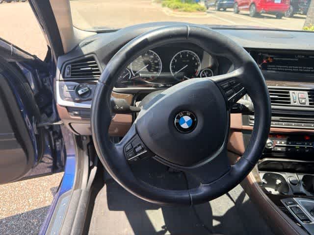Thumbnail: 2015 BMW 5 Series - 15