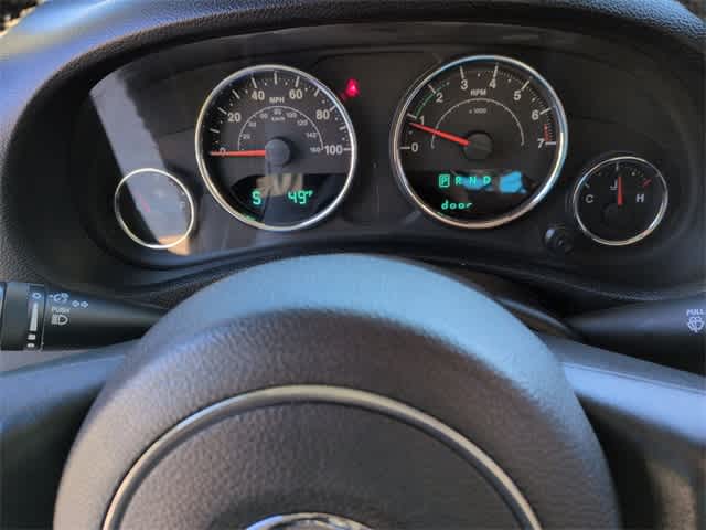 Thumbnail: 2015 Jeep Wrangler - 30