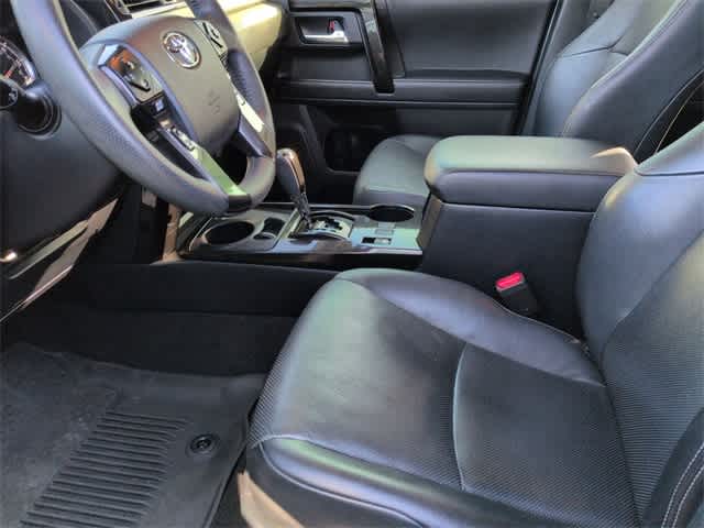 Thumbnail: 2020 Toyota 4Runner - 17