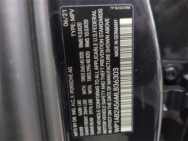 Thumbnail: 2021 Porsche Macan - 38