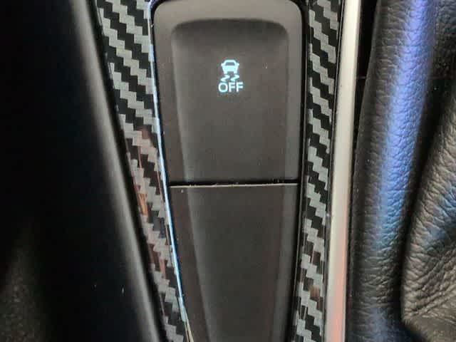 Thumbnail: 2015 Ford Focus - 38