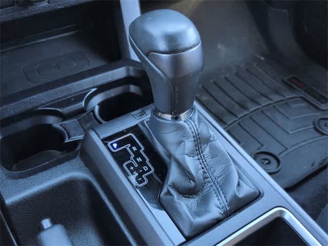 Thumbnail: 2021 Toyota Tacoma - 33