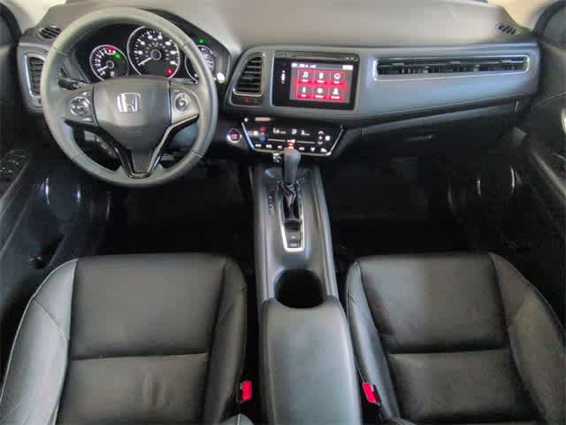 Thumbnail: 2016 Honda HR-V - 16