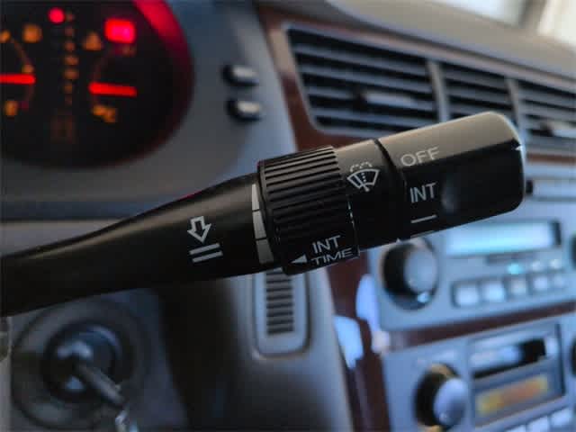 Thumbnail: 2002 Acura RL - 28