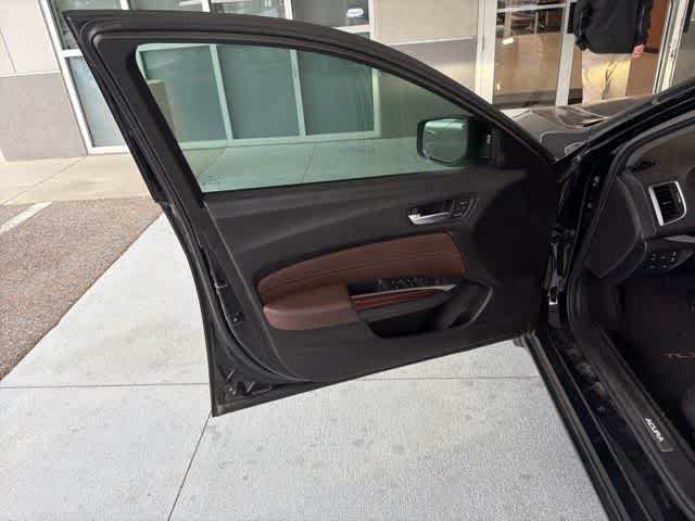 Thumbnail: 2015 Acura TLX - 9