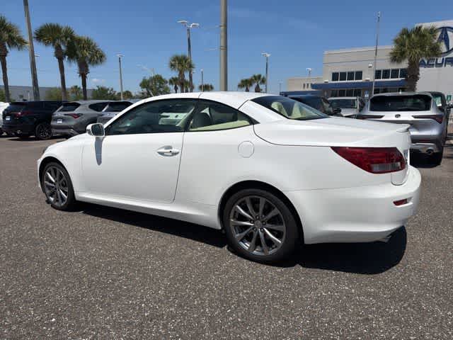 Thumbnail: 2015 Lexus IS - 21