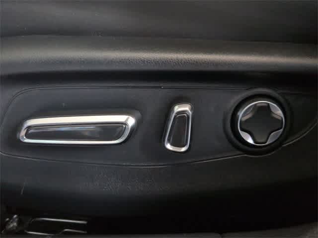 Thumbnail: 2023 Acura Integra - 18