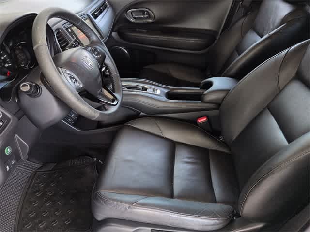 Thumbnail: 2016 Honda HR-V - 17