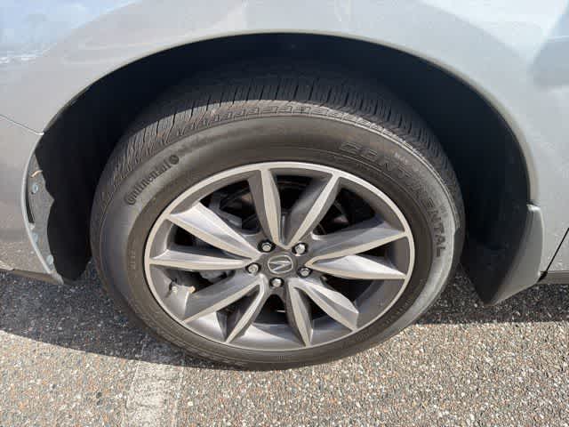 Thumbnail: 2023 Acura RDX - 18