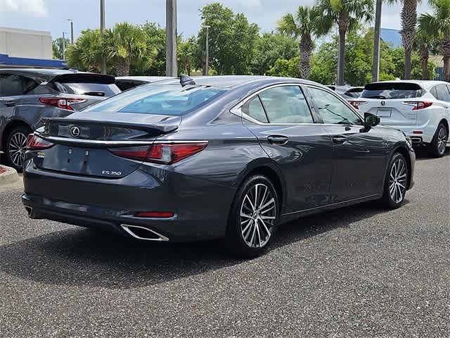 2022 Lexus ES  8
