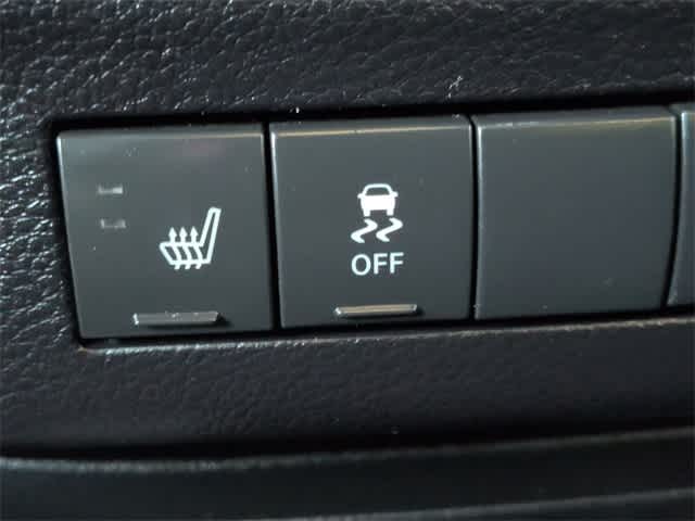 Thumbnail: 2017 Jeep Wrangler - 40