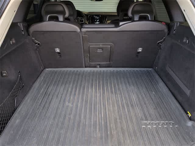 Thumbnail: 2018 Volvo XC60 - 37