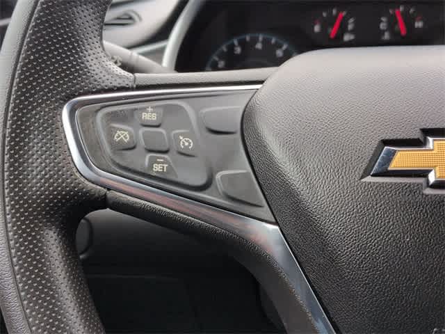 Thumbnail: 2019 Chevrolet Malibu - 24