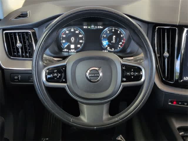 Thumbnail: 2018 Volvo XC60 - 25
