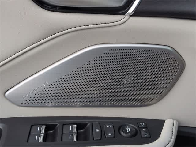 Thumbnail: 2026 Acura RDX - 33