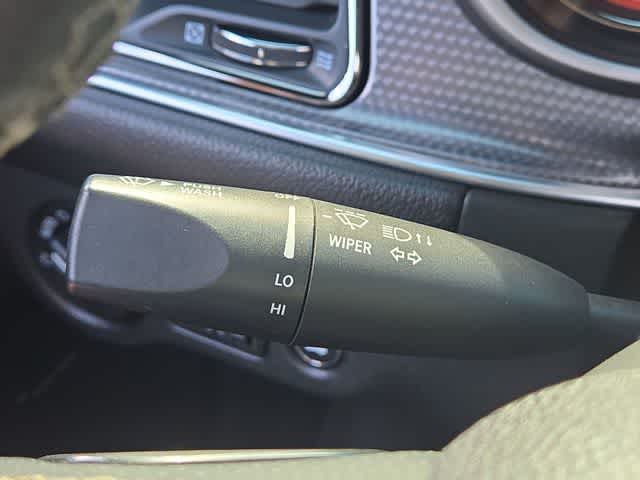 Thumbnail: 2015 Dodge Challenger - 26