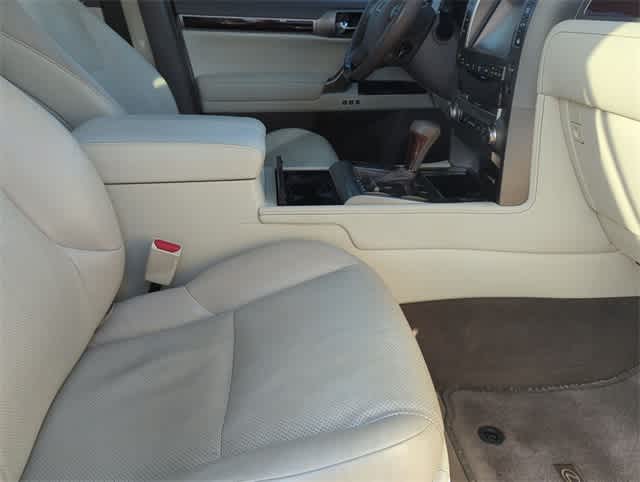 Thumbnail: 2015 Lexus GX - 24