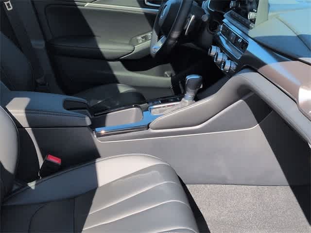 Thumbnail: 2025 Acura Integra - 24