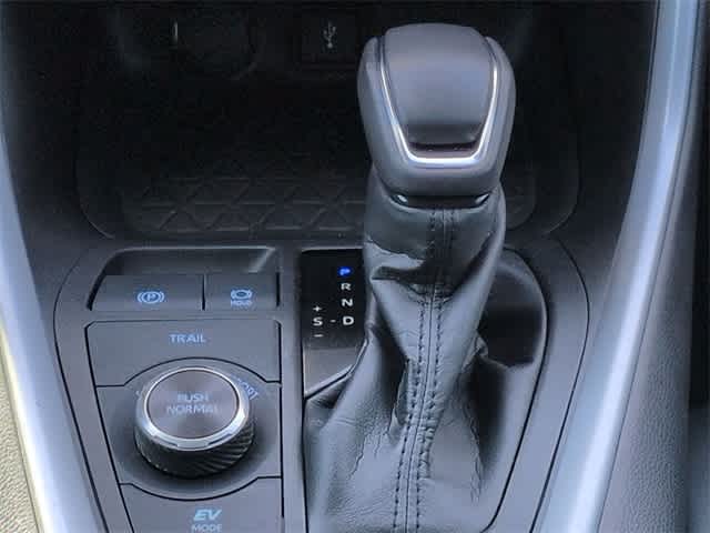 Thumbnail: 2022 Toyota RAV4 - 34