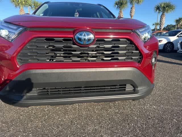 Thumbnail: 2022 Toyota RAV4 - 9