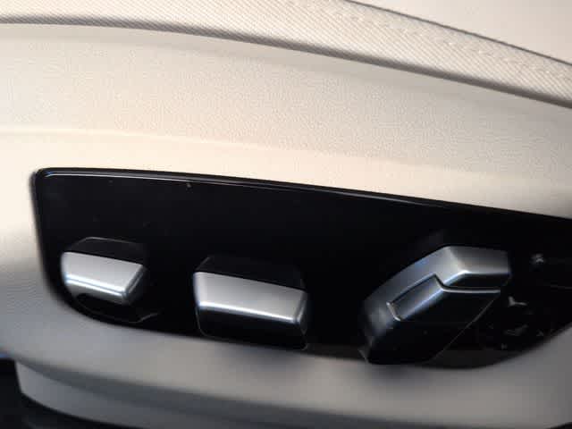 Thumbnail: 2018 BMW 5 Series - 18