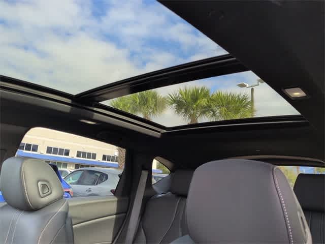 Thumbnail: 2026 Acura RDX - 20