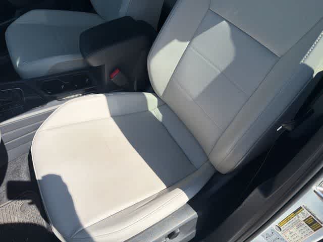 Thumbnail: 2020 Volkswagen Tiguan - 13