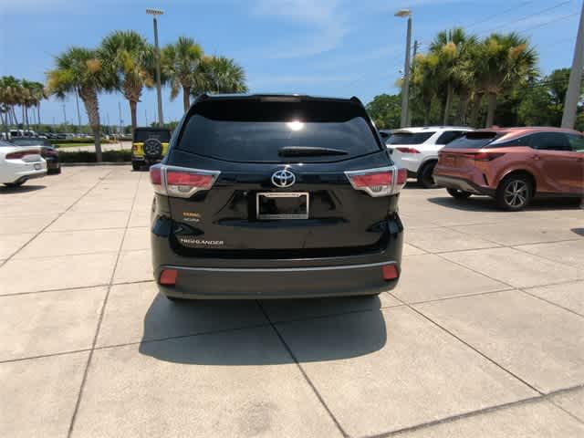 Thumbnail: 2016 Toyota Highlander - 7