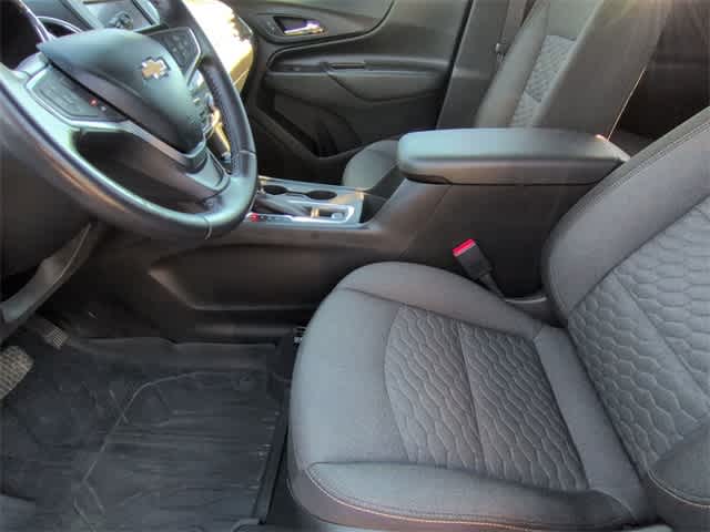 Thumbnail: 2020 Chevrolet Equinox - 17