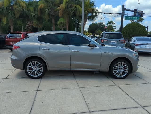 Thumbnail: 2019 Maserati Levante - 9