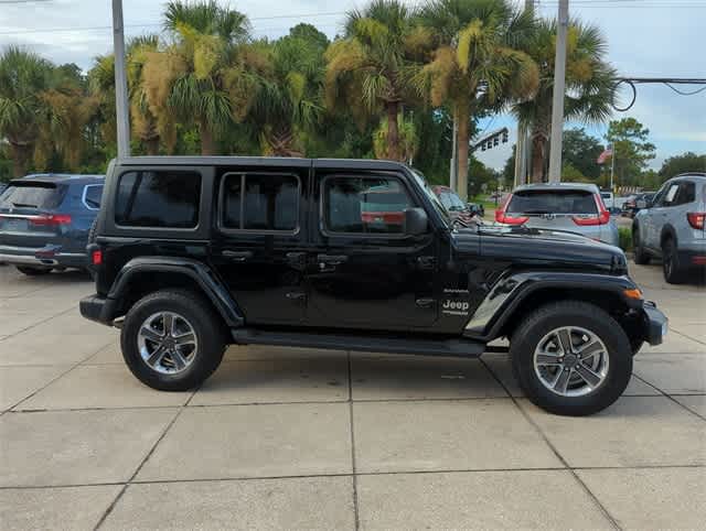 Thumbnail: 2022 Jeep Wrangler - 9