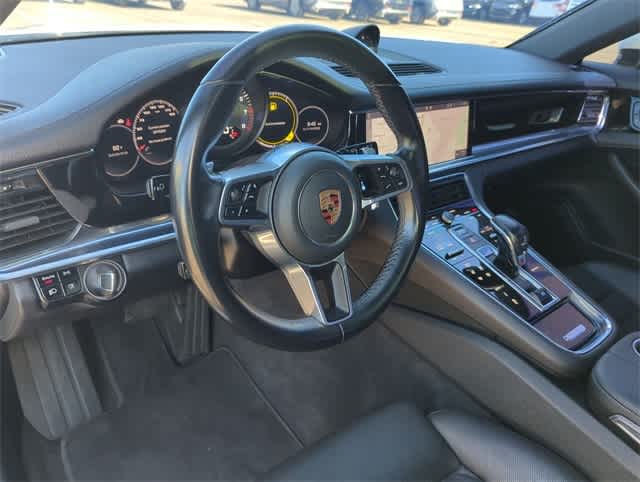 Thumbnail: 2020 Porsche Panamera - 10