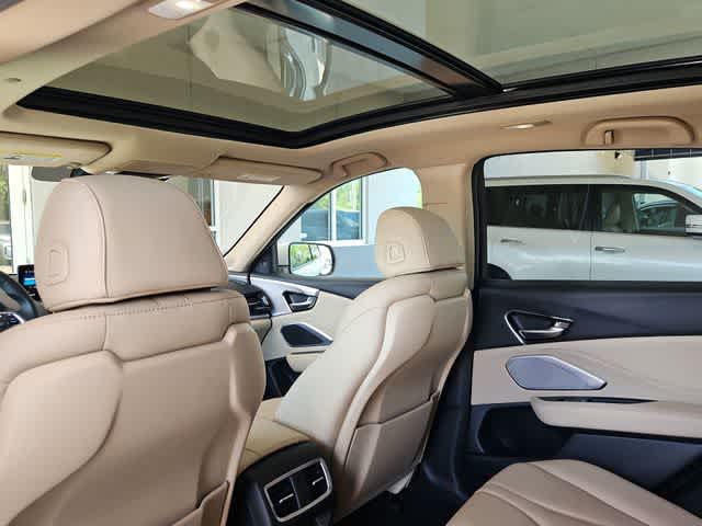 Thumbnail: 2023 Acura RDX - 23