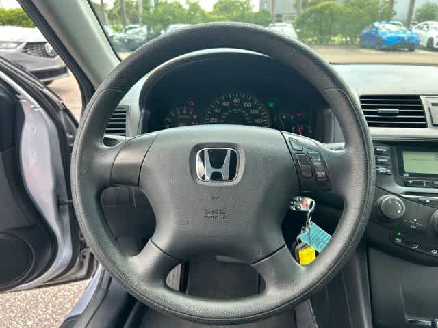 Thumbnail: 2004 Honda Accord - 17