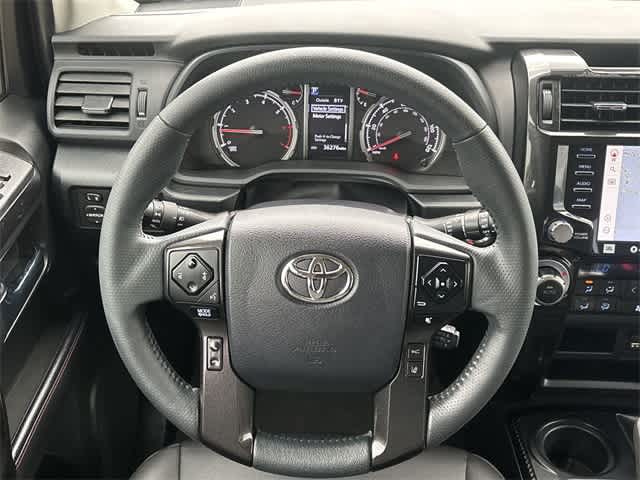 Thumbnail: 2022 Toyota 4Runner - 25